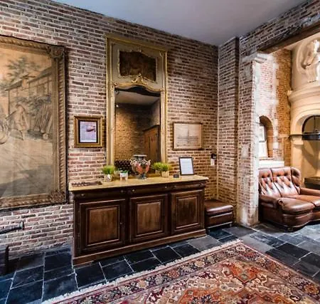 Hofmarkgraaf - Unique In Historic Mansion Apartment Antwerp